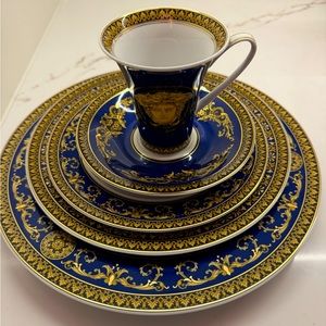 Versace Blue Medusa 5 piece place setting